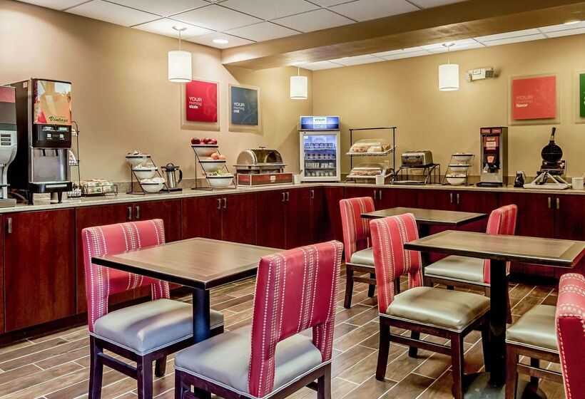فندق Comfort Inn & Suites Graftoncedarburg