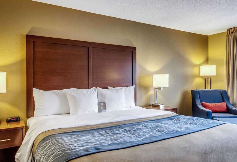 فندق Comfort Inn & Suites Graftoncedarburg