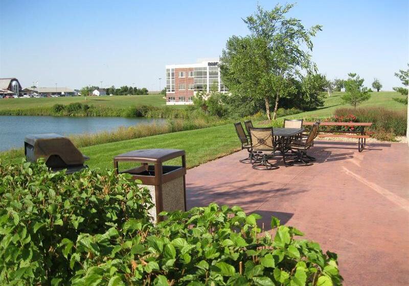 호텔 Comfort Inn & Suites Independence