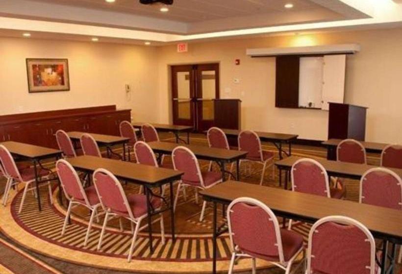 فندق Comfort Inn & Suites Kent  University Area