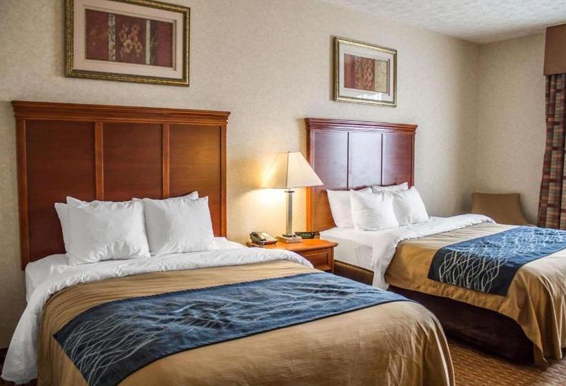 فندق Comfort Inn & Suites Kent  University Area