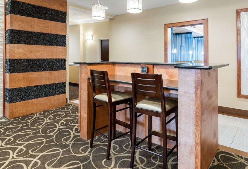 ホテル Comfort Suites At Katy Mills