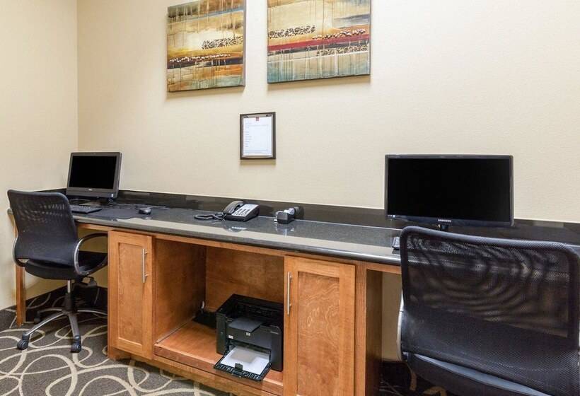 ホテル Comfort Suites At Katy Mills