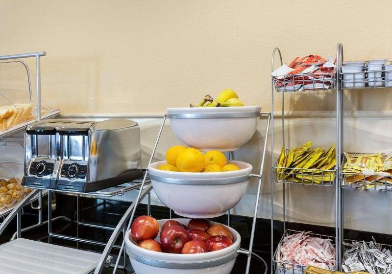 ホテル Comfort Suites At Katy Mills