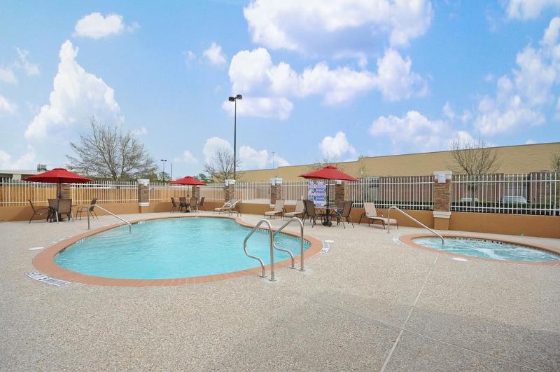 ホテル Comfort Suites At Katy Mills
