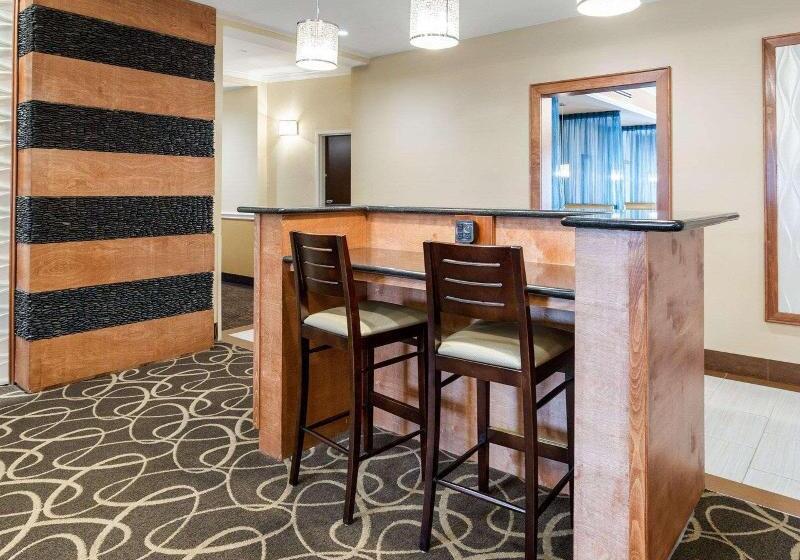 ホテル Comfort Suites At Katy Mills