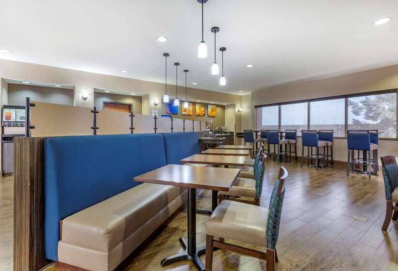 ホテル Comfort Suites