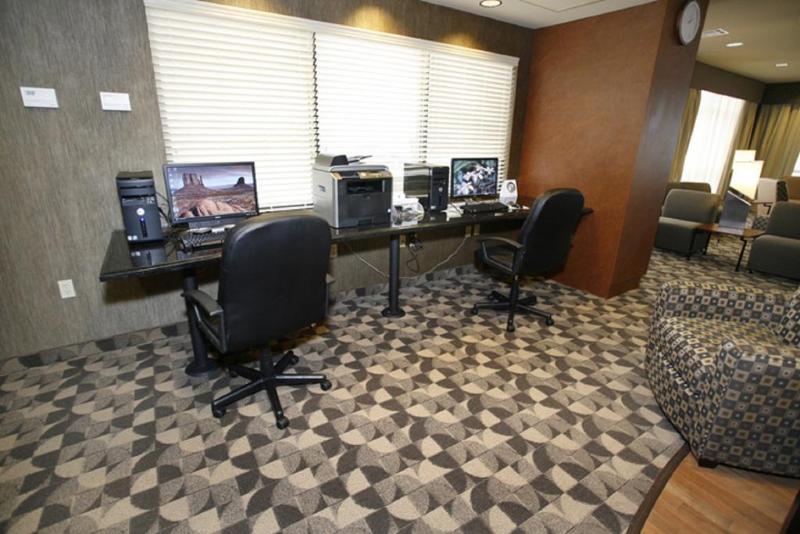 ホテル Comfort Suites