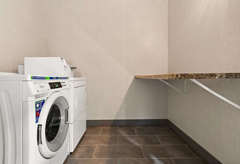 فندق Comfort Suites Hudson I94