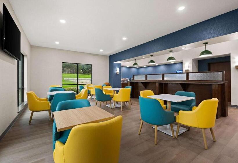 فندق Comfort Suites Hudson I94