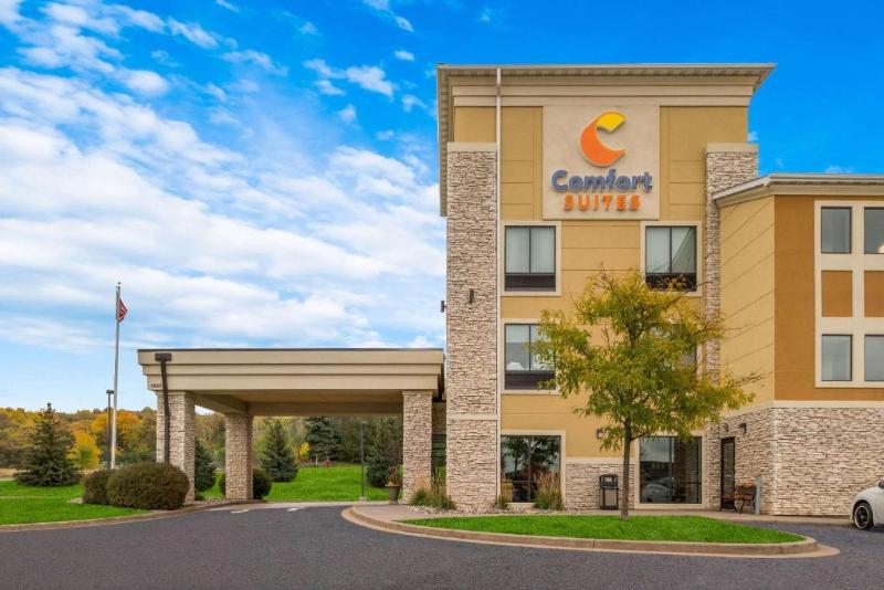 فندق Comfort Suites Hudson I94