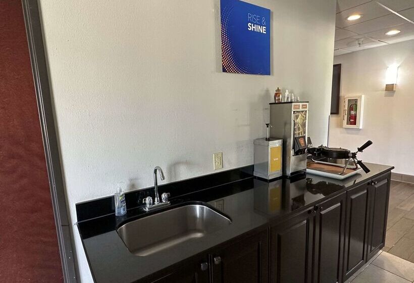 فندق Comfort Suites Jacksoncape Girardeau