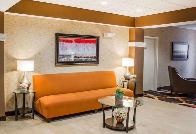 فندق Comfort Suites Lewisburg