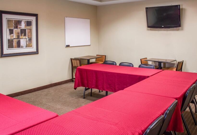 فندق Comfort Suites Lewisburg