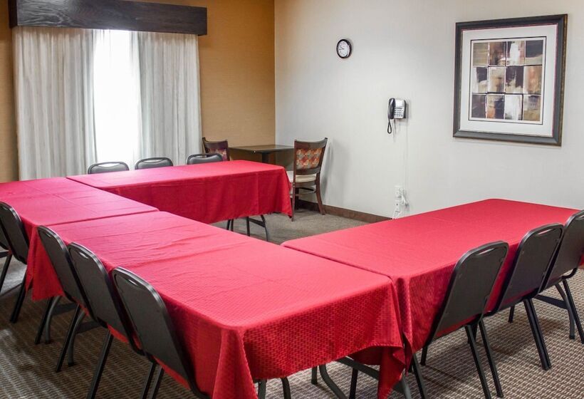 فندق Comfort Suites Lewisburg