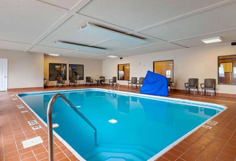 فندق Comfort Suites South Haven Near I96