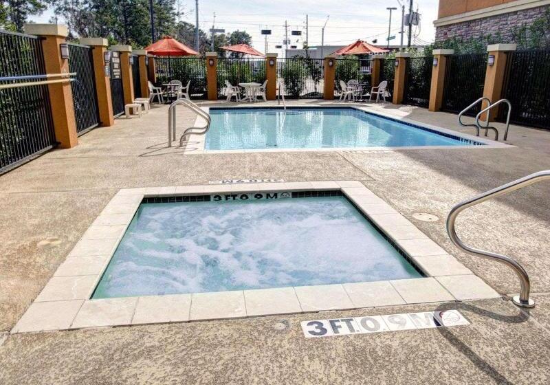 فندق Comfort Suites Old Town Spring