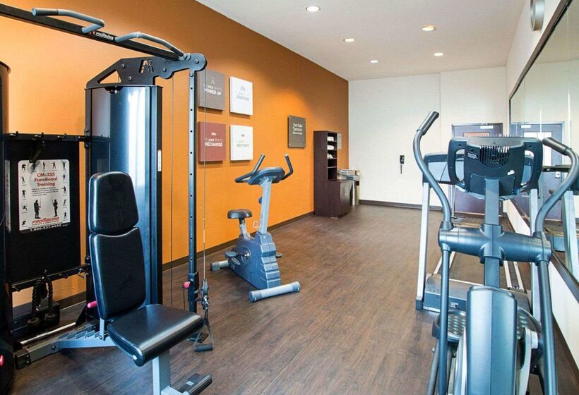 ホテル Comfort Suites Waxahachie   Dallas