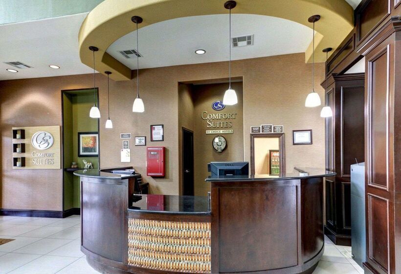 ホテル Comfort Suites Waxahachie   Dallas