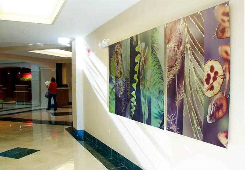هتل Courtyard By Marriott Hickory