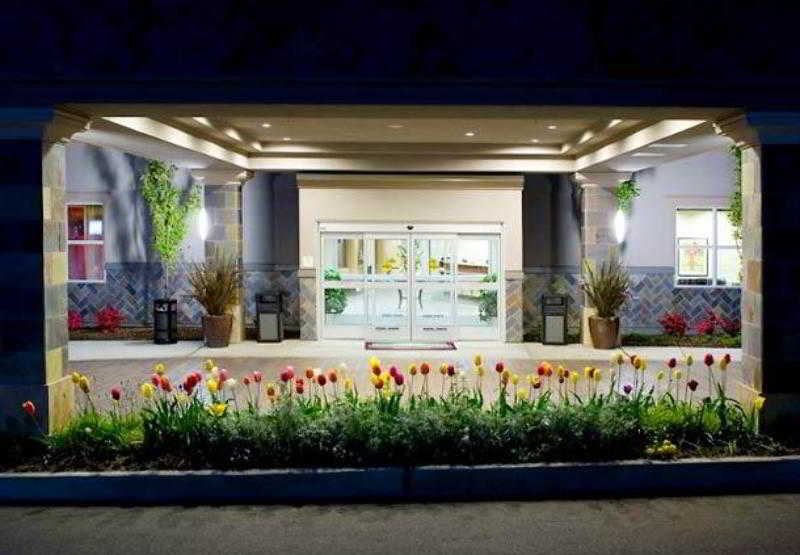 فندق Courtyard By Marriott Seattle Kirkland