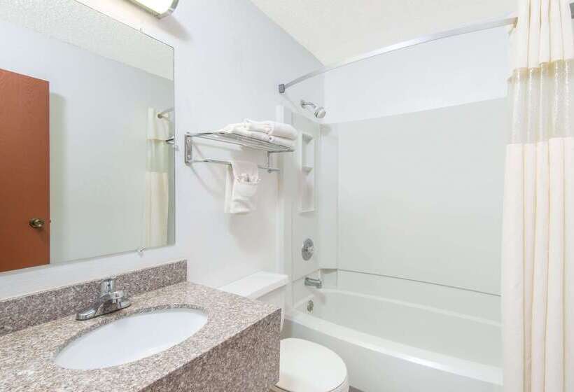 فندق Days Inn By Wyndham Great Bend