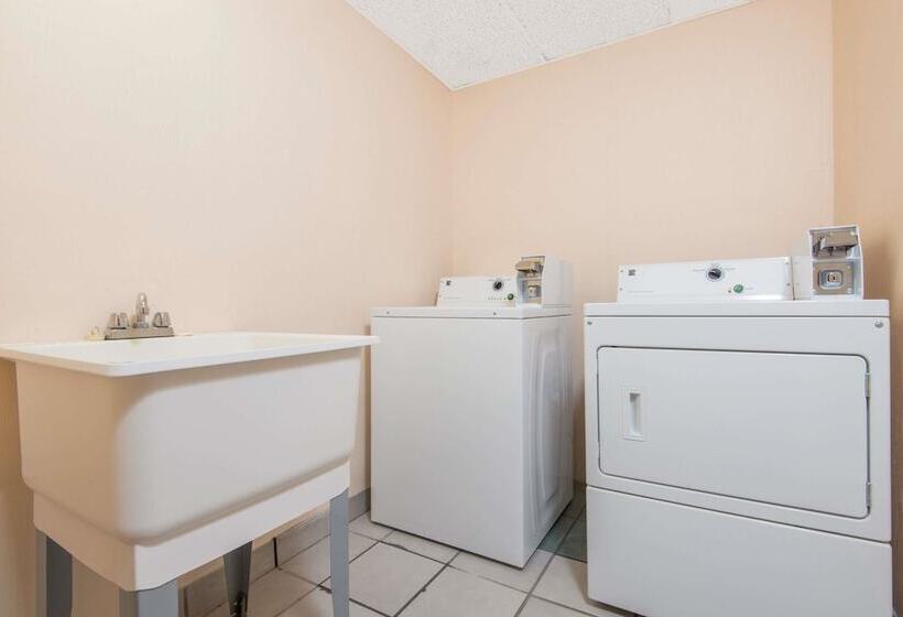 فندق Days Inn By Wyndham Great Bend