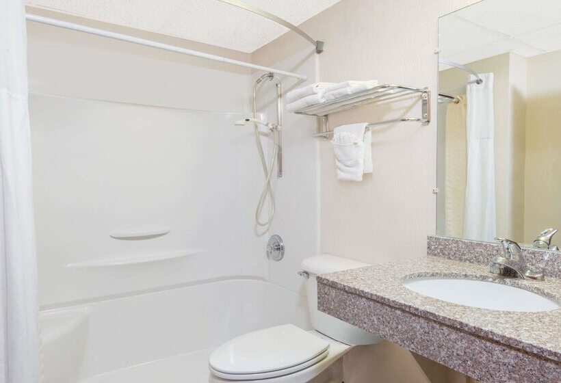 فندق Days Inn By Wyndham Great Bend