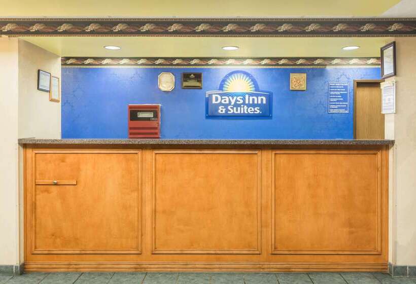 فندق Jesup Inn & Suites