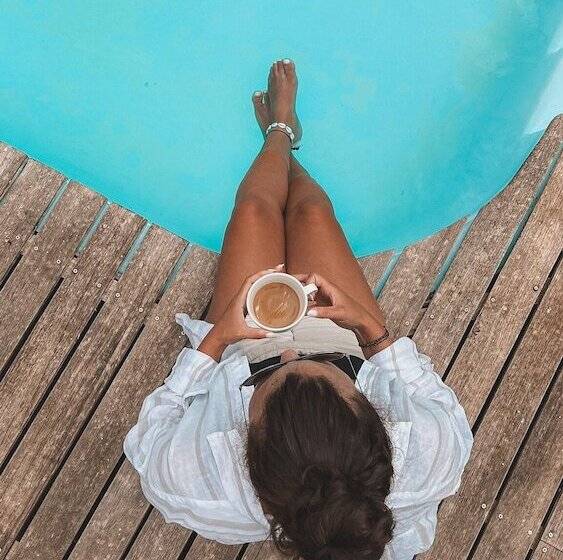 هتل De Zeekoe Guest Farm