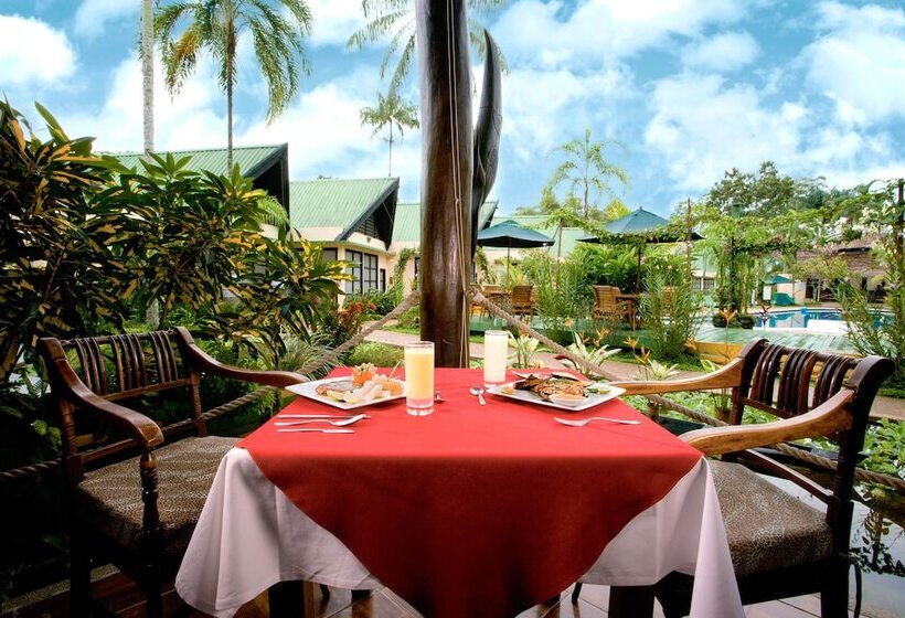 בית מלון כפרי Decameron Decalodge Ticuna