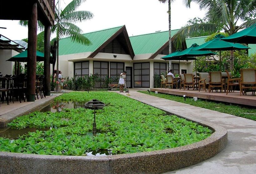 בית מלון כפרי Decameron Decalodge Ticuna