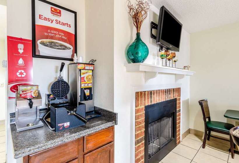 Отель Econo Lodge Glade Springs I 81