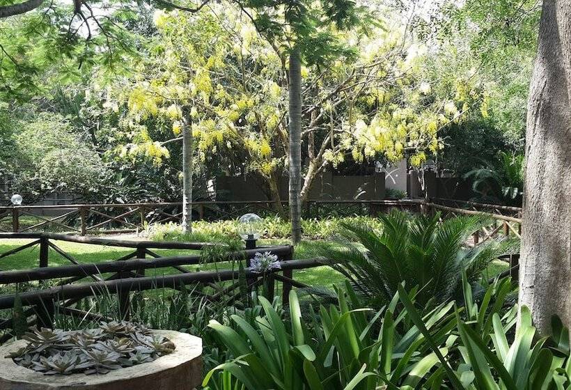 בית מלון כפרי Emdoneni Lodge