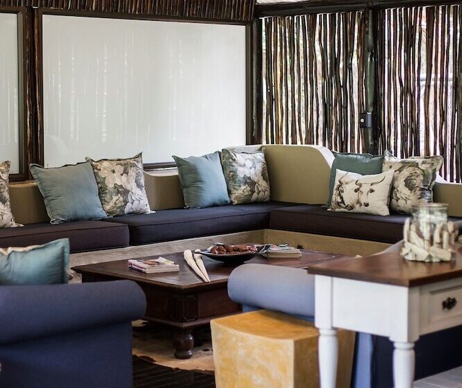 בית מלון כפרי Emdoneni Lodge