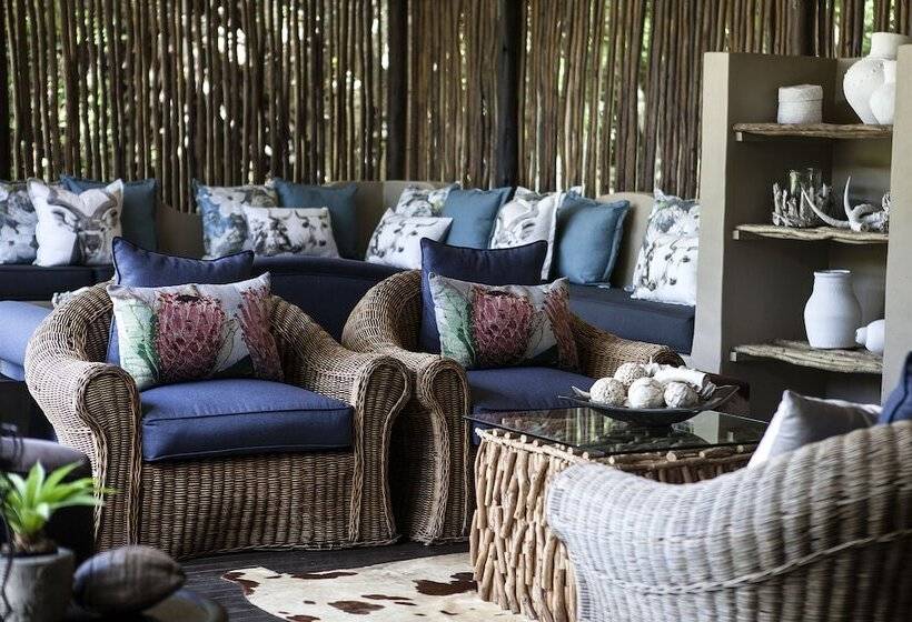 בית מלון כפרי Emdoneni Lodge