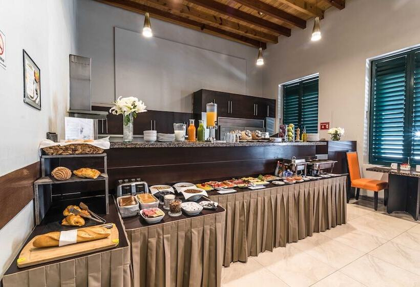 ホテル Exe Cities Reforma