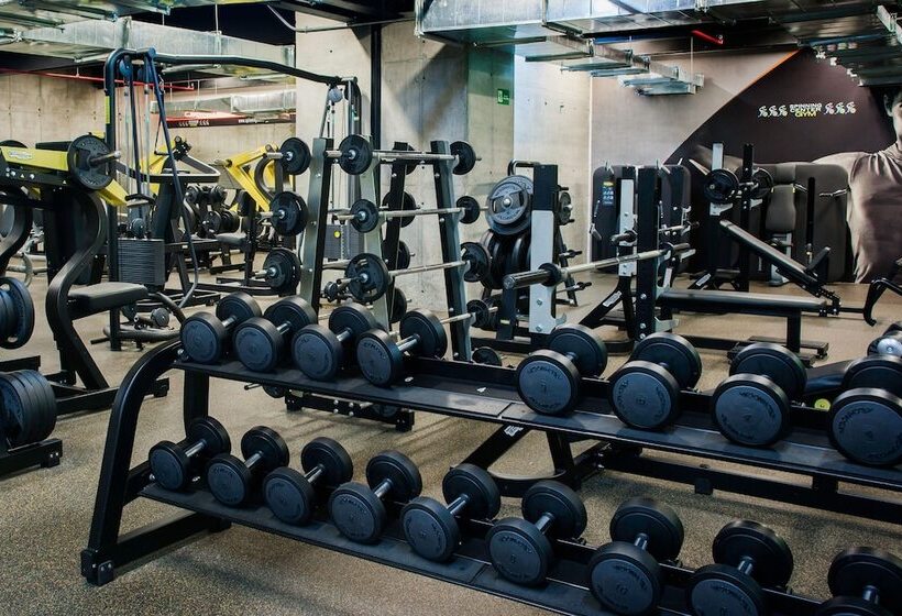 酒店 Fairfield By Marriott Bogota Embajada