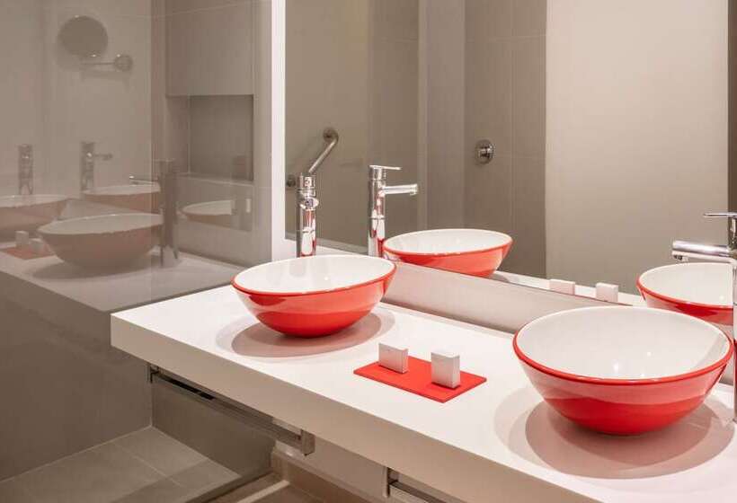 酒店 Fairfield By Marriott Bogota Embajada