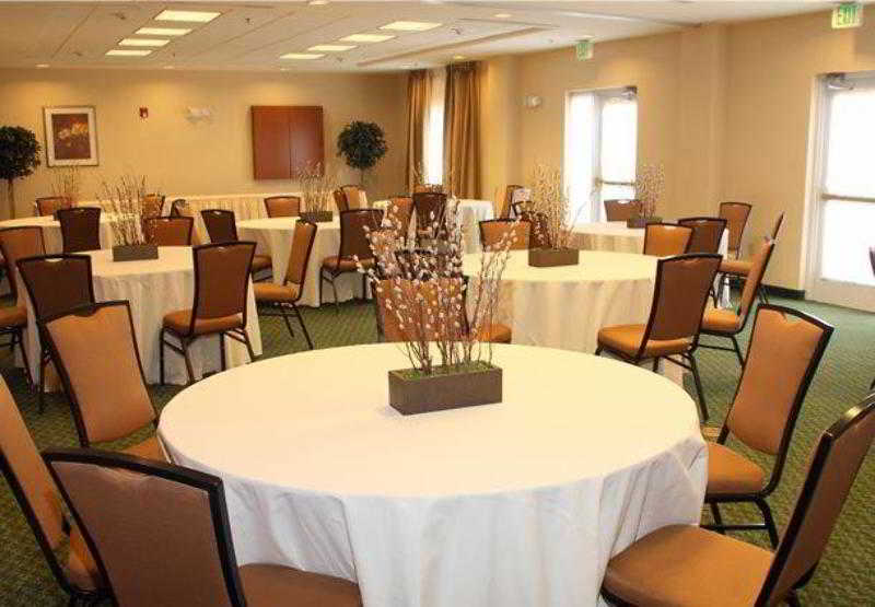 فندق Fairfield Inn & Suites By Marriott Atlanta Stonecrest