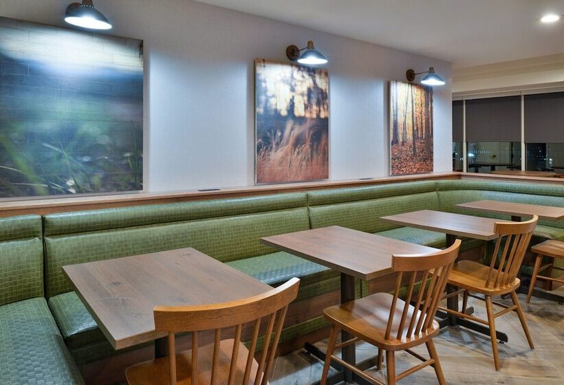 ホテル Fairfield Inn & Suites Goshen Middletown