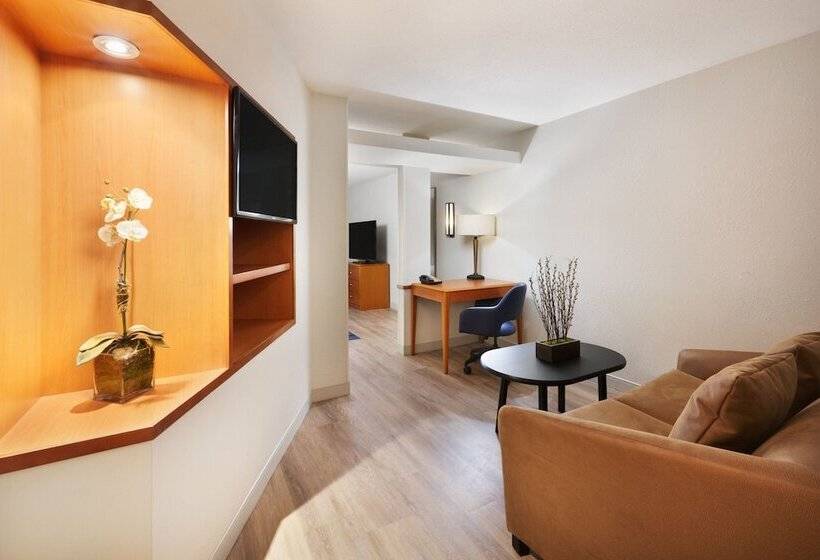 فندق Fairfield Inn & Suites By Marriott Hinesville Fort Stewart