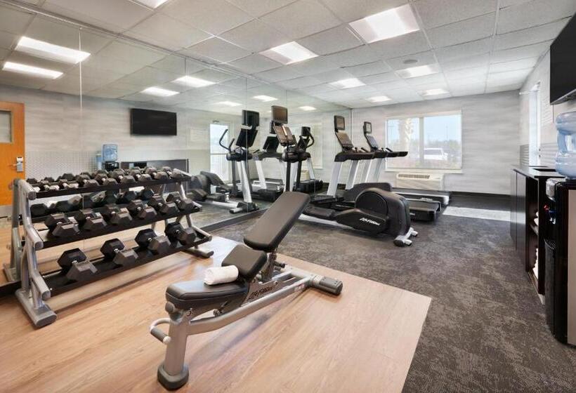 בית מלון כפרי Fairfield Inn & Suites By Marriott Hinesville Fort Stewart