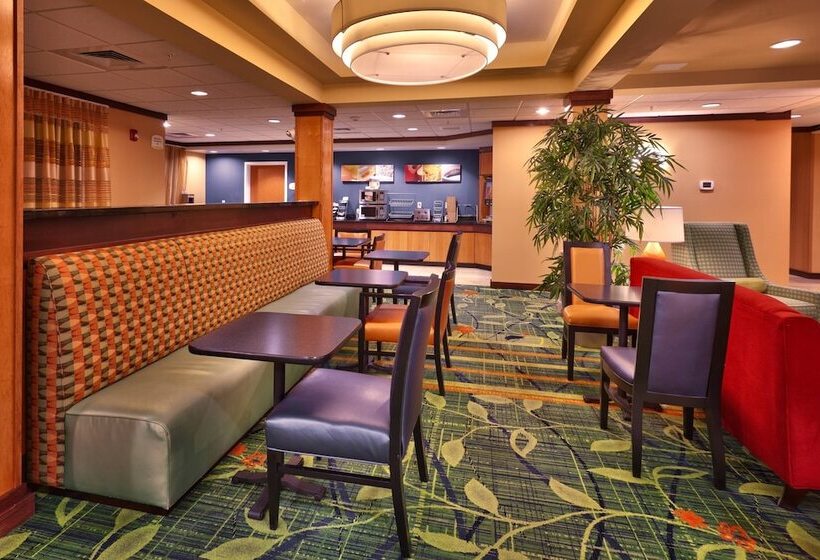 ホテル Fairfield Inn And Suites By Marriott Laramie
