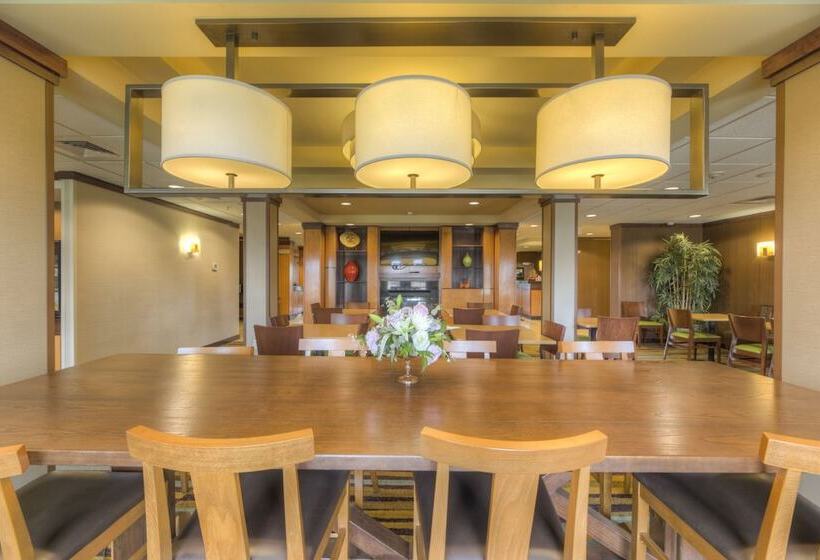 ホテル Fairfield Inn And Suites By Marriott Laramie