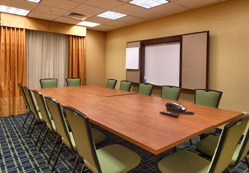 ホテル Fairfield Inn And Suites By Marriott Laramie