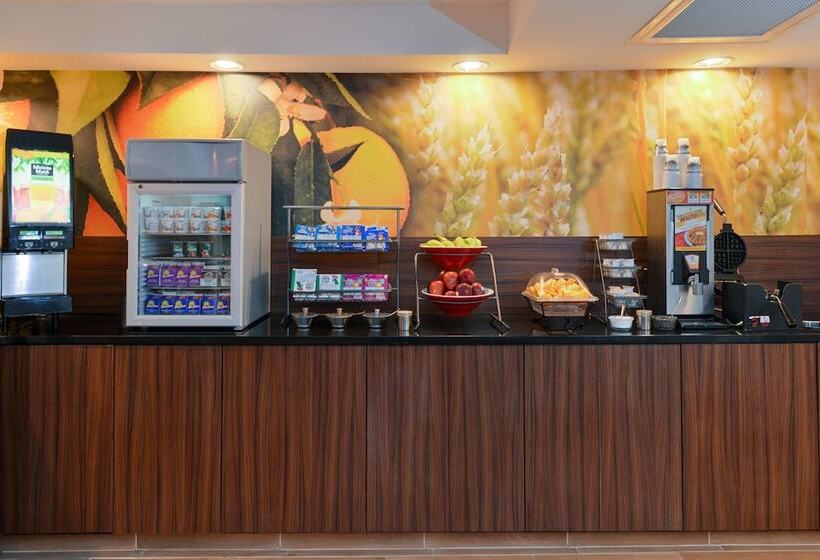 בית מלון כפרי Fairfield Inn & Suites By Marriott Lexington Georgetown/college Inn