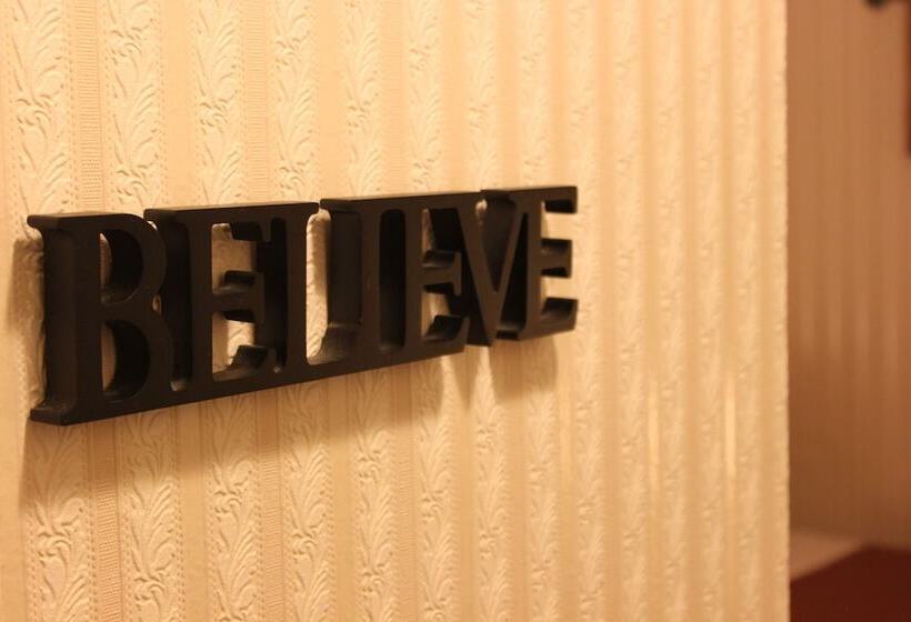 Flushing Central Hotel 88