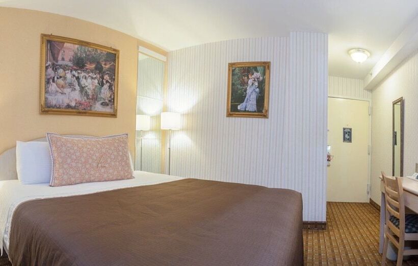 Flushing Central Hotel 88