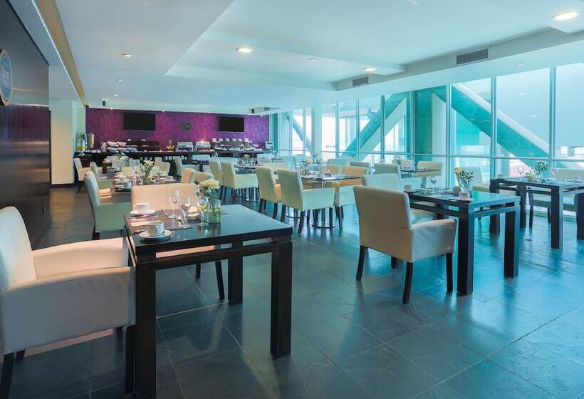 בית מלון כפרי Four Points By Sheraton Los Angeles